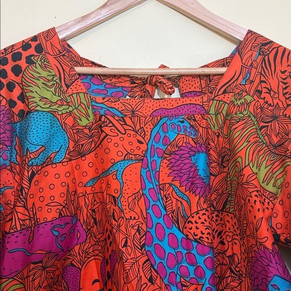 Vintage Design House Open Tie-Back Square Neck Hidden Safari Animal Top Shirt - Picture 6 of 15